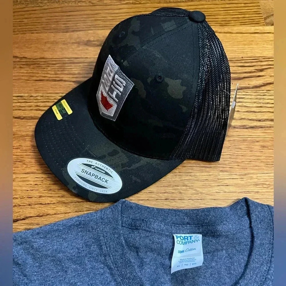 NEW 2pc Set RAM Truck Built To Serve Fan Gear XL Tshirt & O/S Truckers Cap - Picture 5 of 5